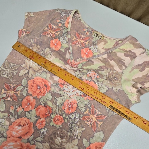 One World Shirt Womens Medium Floral Roses Embellished V-Neck Y2K READ - Picture 8 of 10